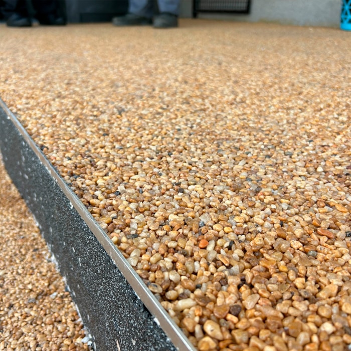 -96a7c6e6-1659-4c14-84bb-3443be2e7b3b