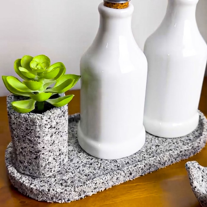 -28ec563f-f26e-4cdc-a063-0001128f6a6d