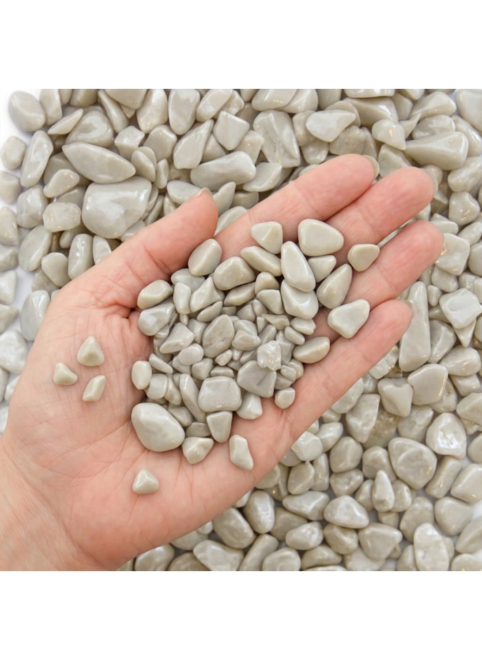 Saco de Pedras Hold Stone Garden Seixo Para Jardim Pérola 25KG